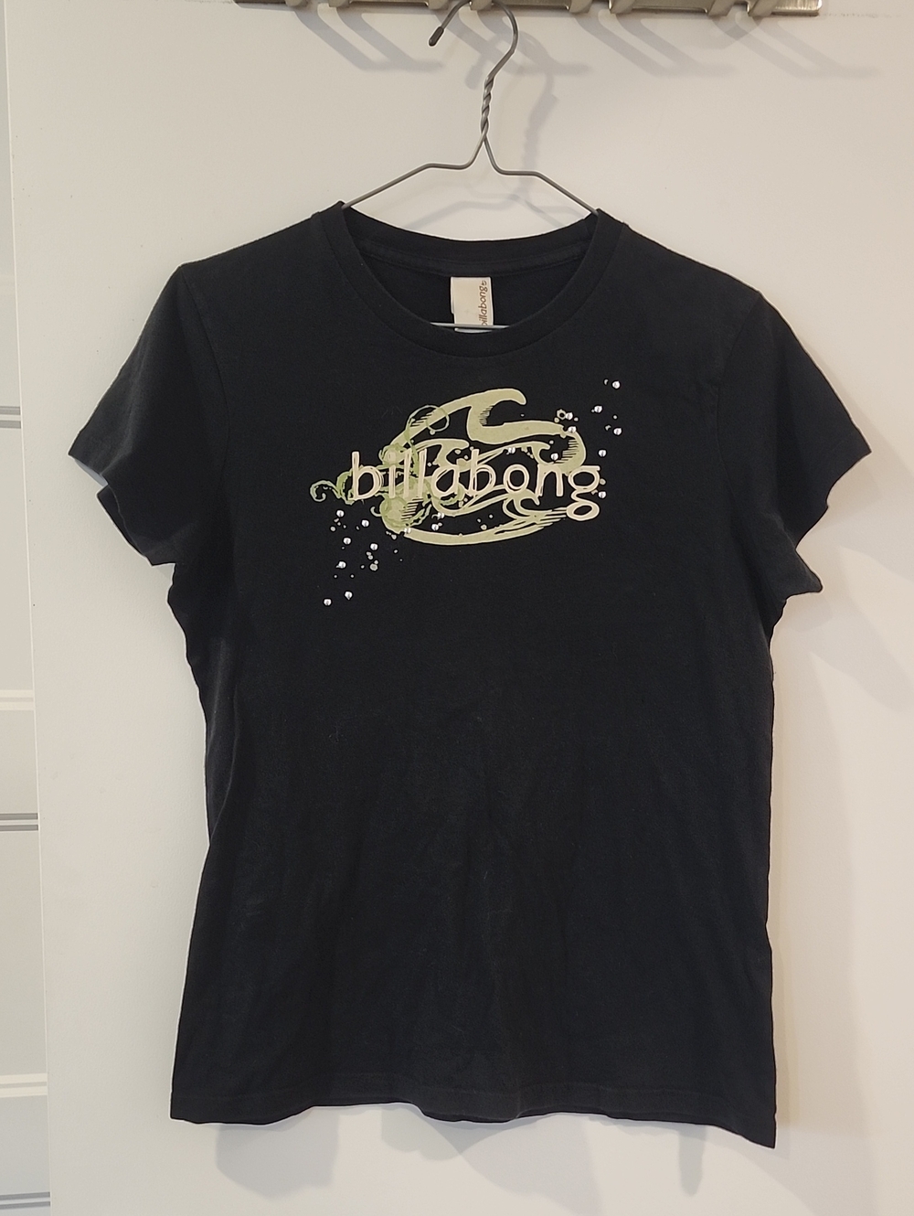 P2P 18" Billabong Black Graphic Logo Tee